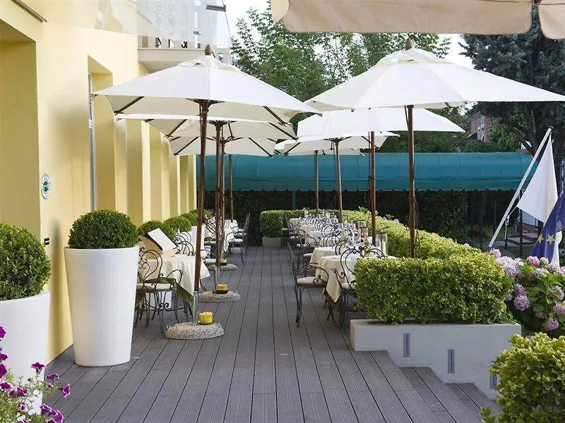 Viktoria Palace Hotel Lido di Venezia 4*,  Italy